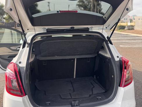 Used 2017 Buick Encore Essence image 15