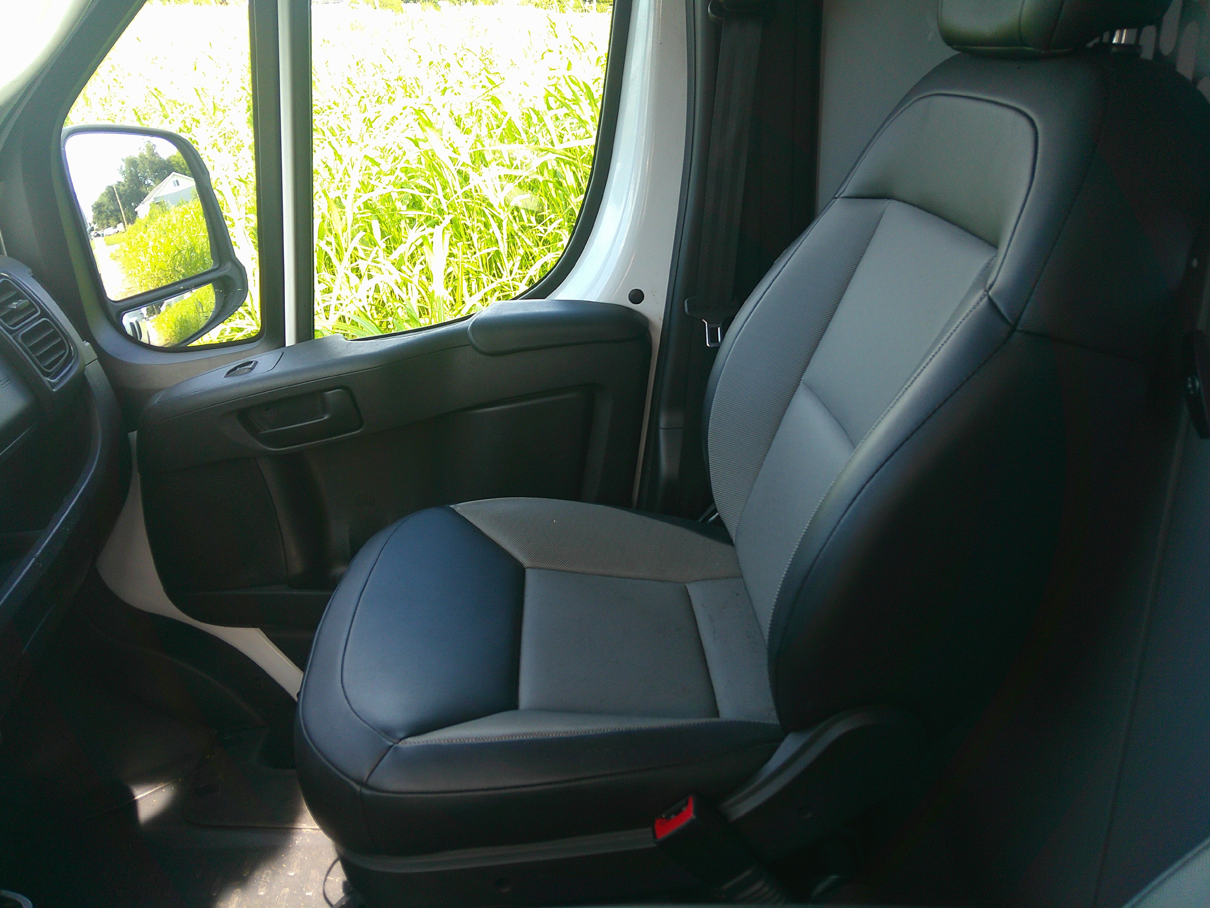 Used 2023 RAM ProMaster 1500 136 High Roof FWD image 16