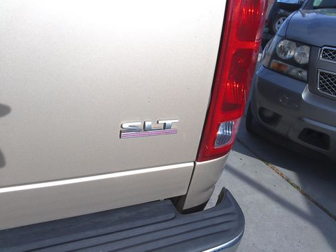 Used 2004 Dodge Ram 1500 Truck SLT image 28