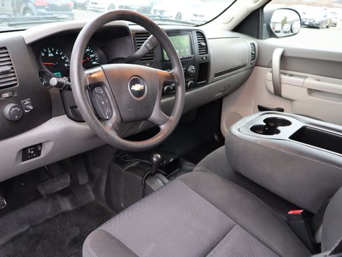 Used 2011 Chevrolet Silverado 1500 Classic W/T image 14