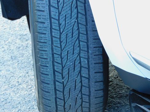 Used 2025 GMC Yukon Denali image 16