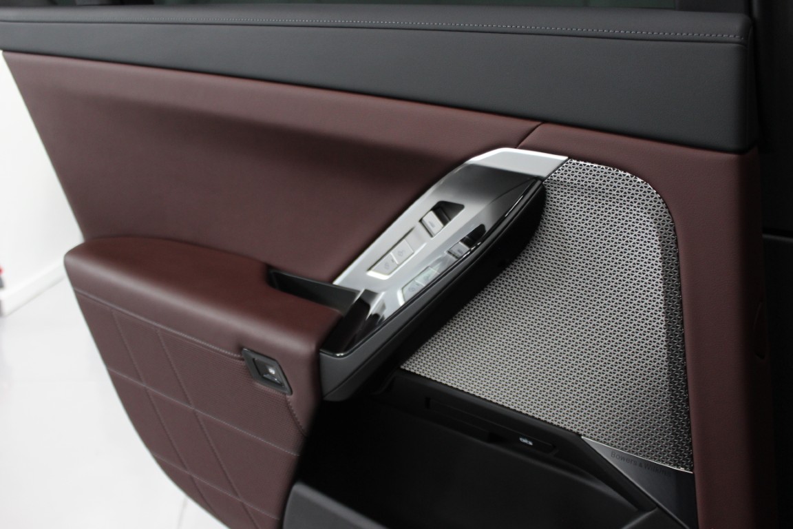 Used 2024 BMW i7 eDrive50 RWD image 47