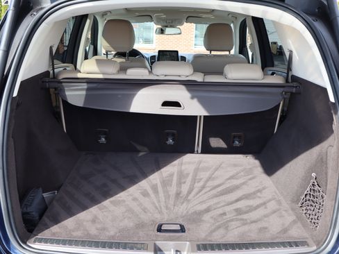 Used 2019 Mercedes-Benz GLE 400 image 35