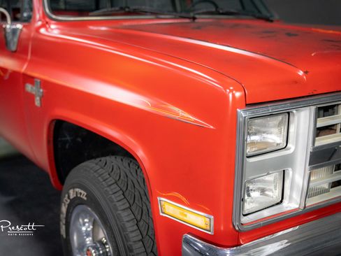 Used 1986 Chevrolet C/K Truck 1500 image 17