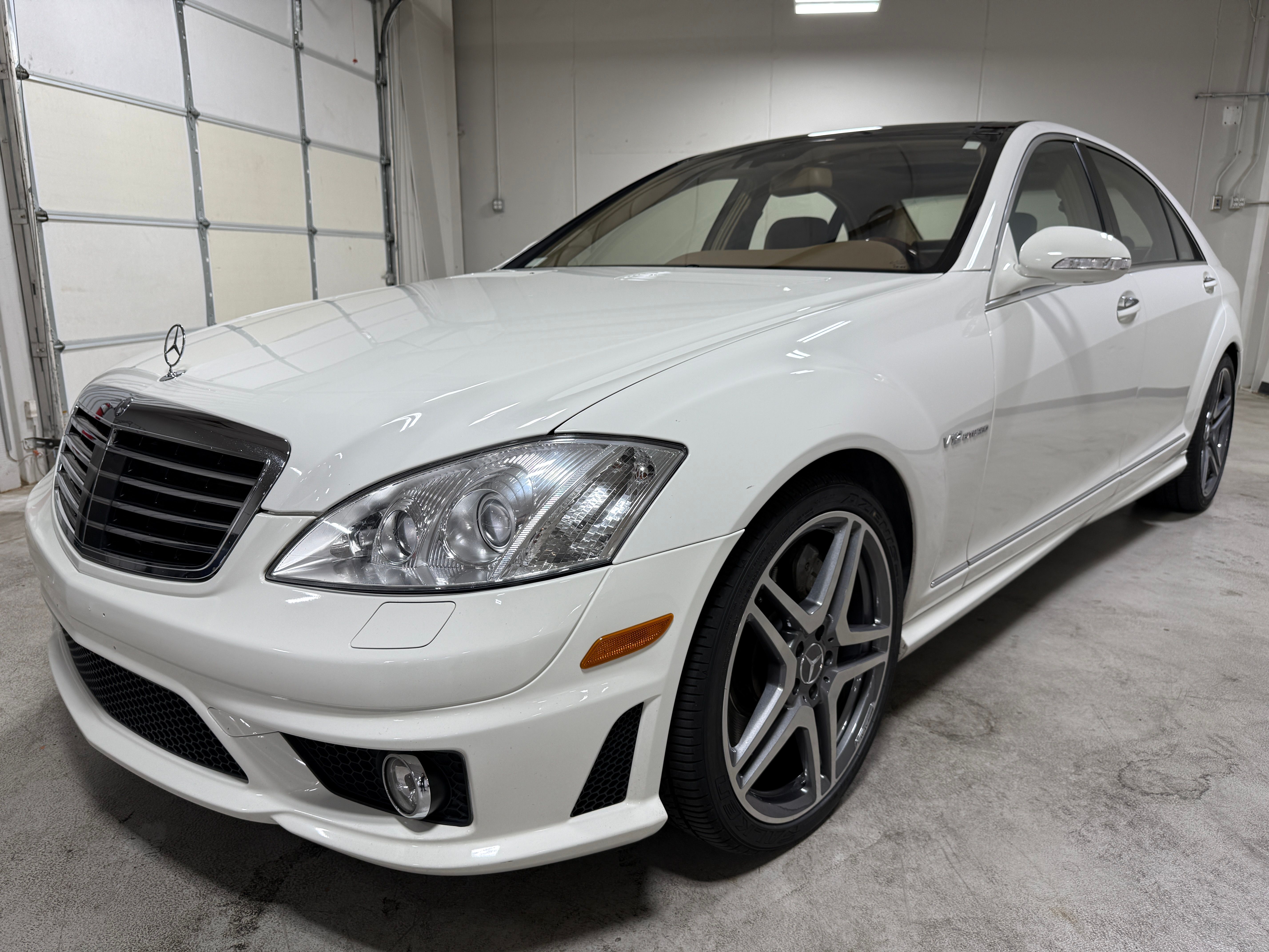 Used 2009 Mercedes-Benz S 65 AMG Sedan image 11
