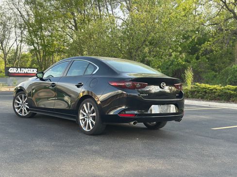 Used 2020 MAZDA MAZDA3 Sedan w/ Select Package FWD image 5