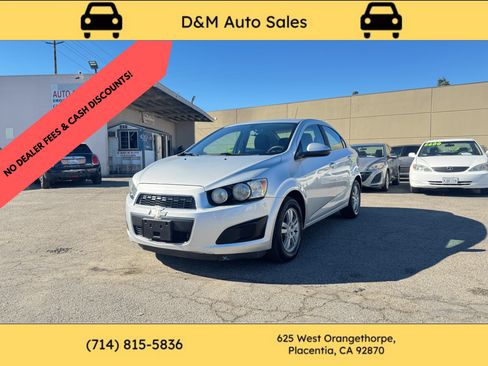 Used 2015 Chevrolet Sonic LT image 1