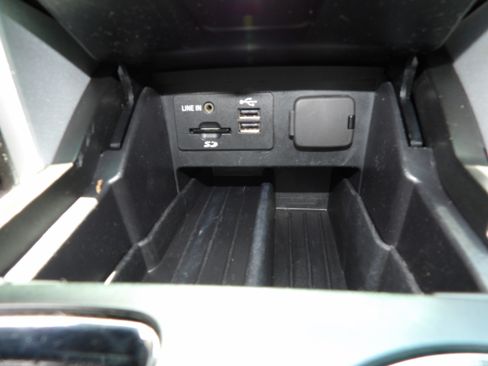 Used 2014 Ford Explorer 4WD Sport image 14