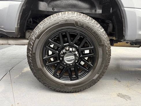 Used 2022 Ford F350 XLT image 21