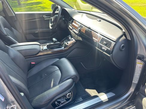 Used 2012 Audi A8 L 4.2 image 10