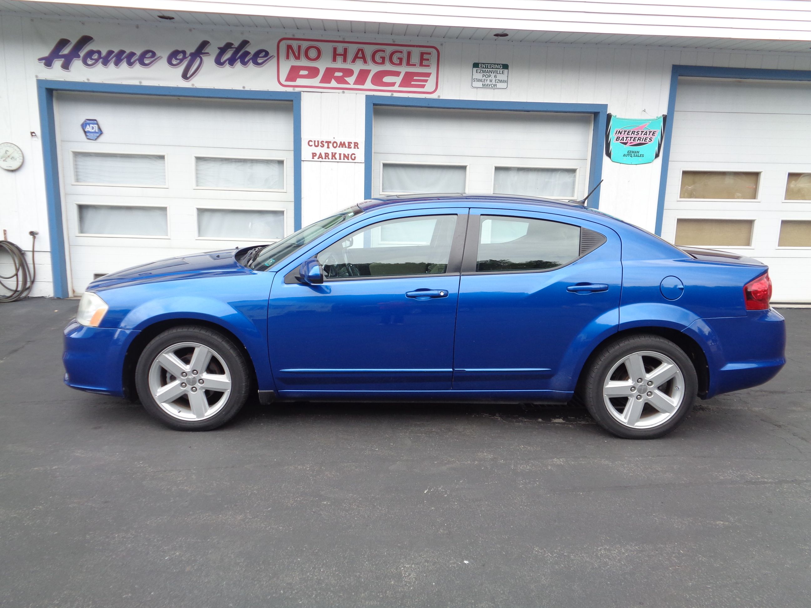 Used 2013 Dodge Avenger SXT FWD image 3