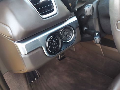 Used 2014 Porsche Boxster S image 63