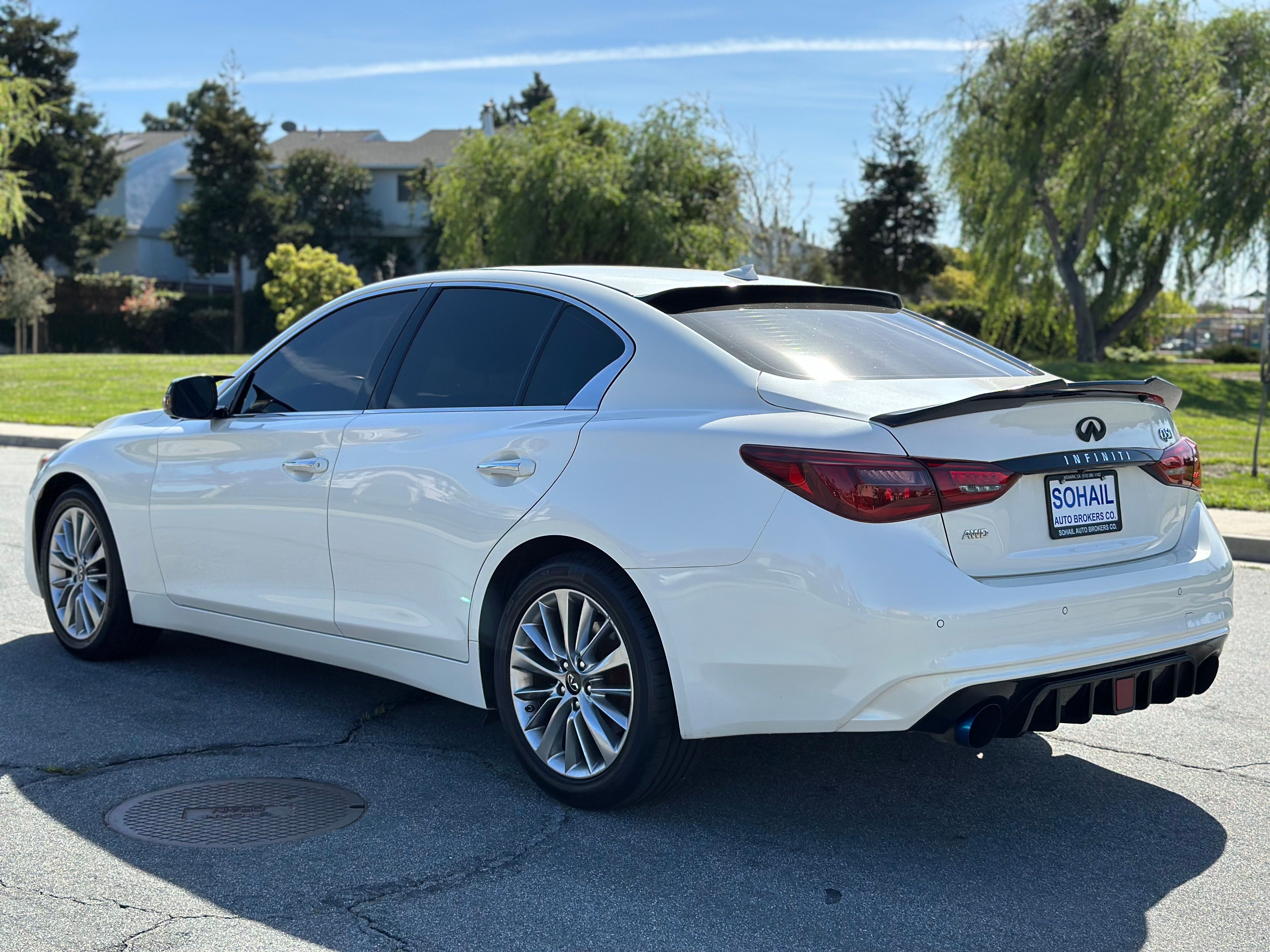 Used 2021 INFINITI Q50 Luxe AWD/4WD image 3