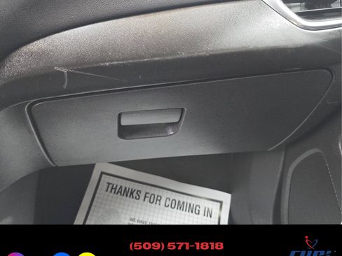 Used 2020 Chevrolet Equinox LT image 20