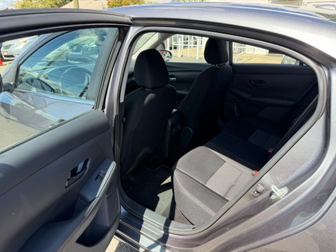 Used 2025 Nissan Sentra SV image 13