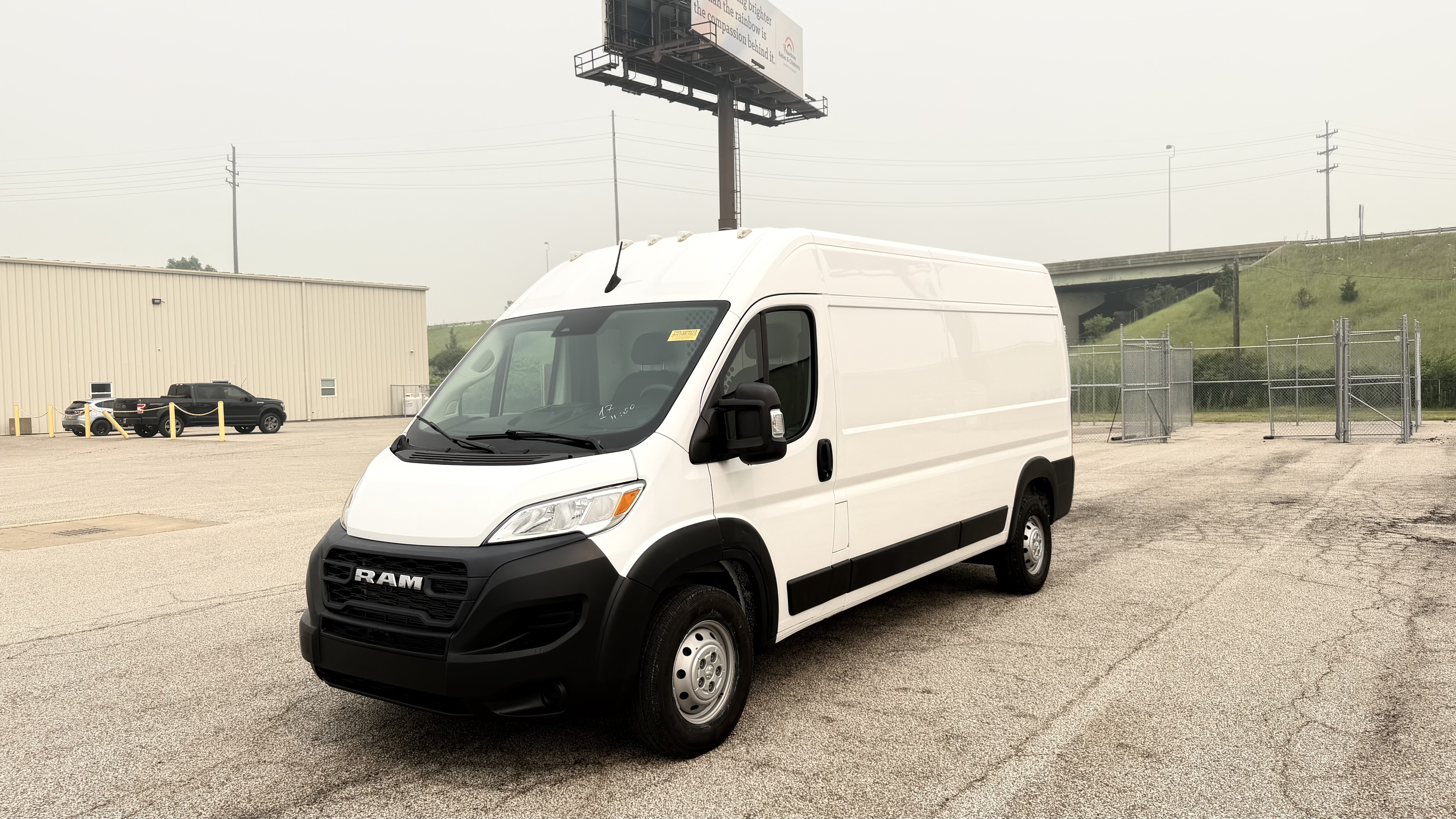 Used 2023 RAM ProMaster 2500 159 High Roof FWD image 1