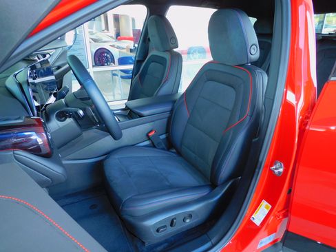 Used 2024 Chevrolet Blazer EV RS image 6