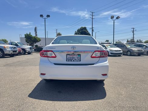Used 2012 Toyota Corolla LE FWD image 7