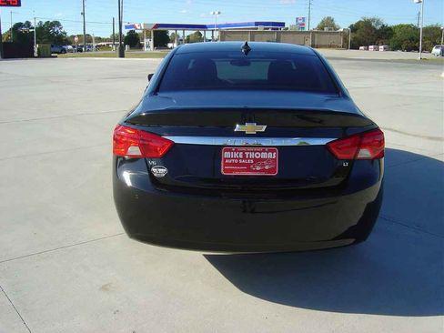 Used 2019 Chevrolet Impala LT image 3