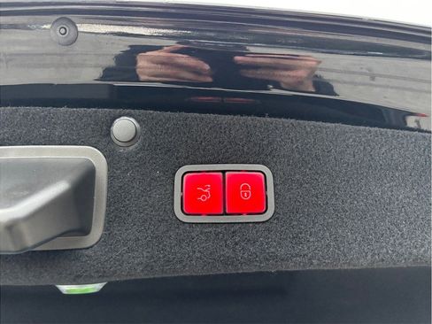 Used 2018 Mercedes-Benz S 560 S 560 Sedan 4D image 45