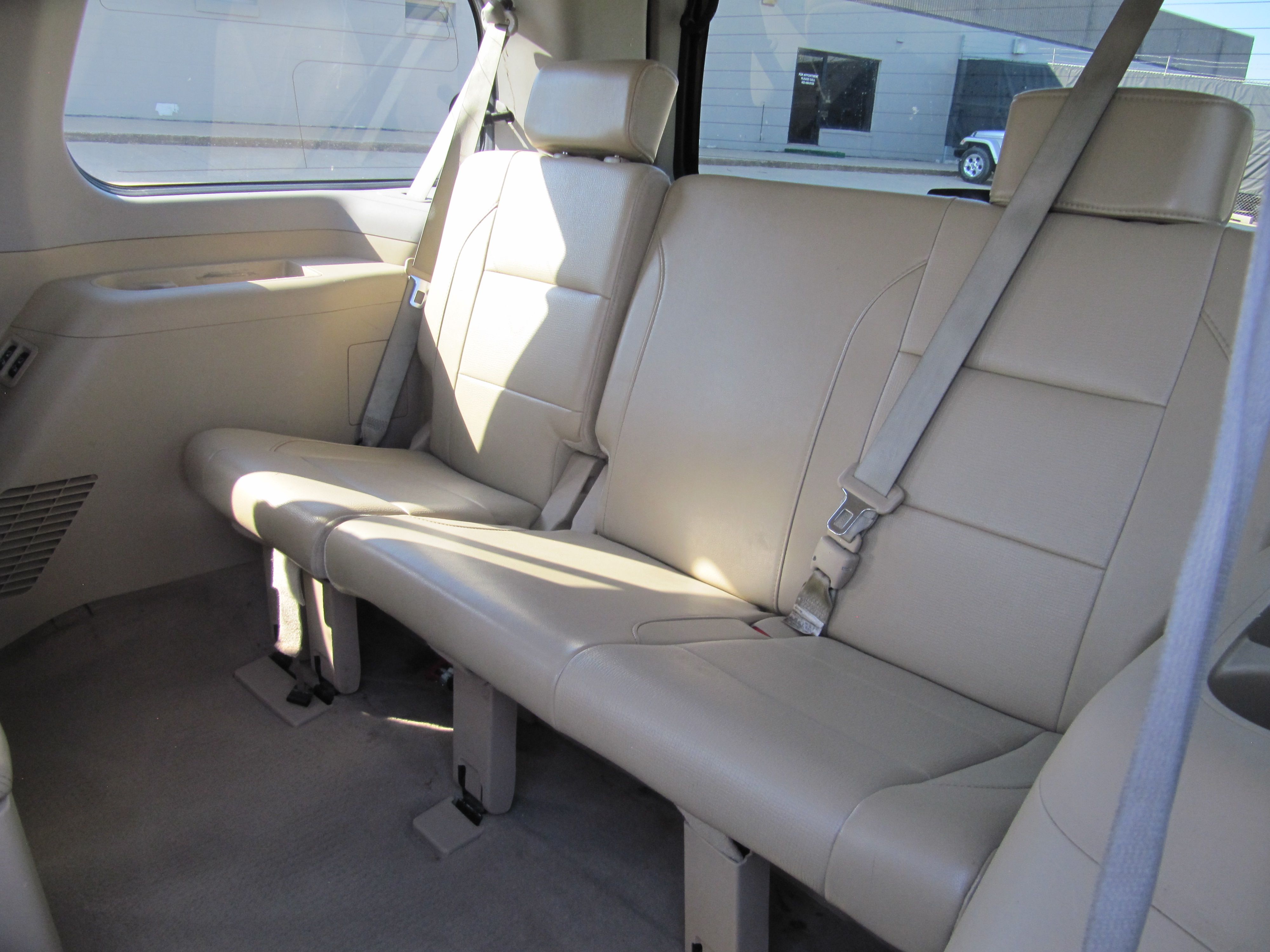 Used 2014 Nissan Armada Platinum AWD/4WD image 22