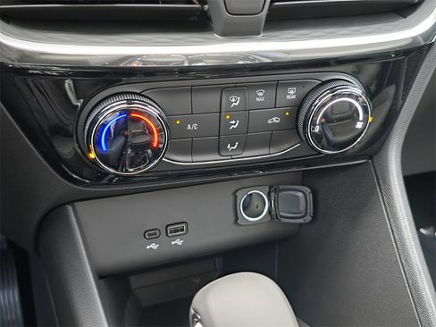 New 2026 Buick Encore GX Sport Touring image 20