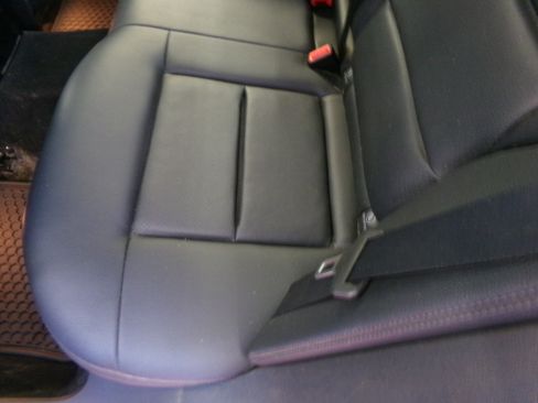 Used 2013 Mercedes-Benz E 350 4MATIC Sedan image 10