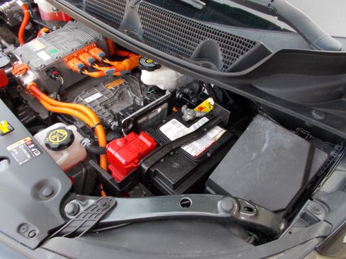 Used 2017 Chevrolet Bolt Premier image 12