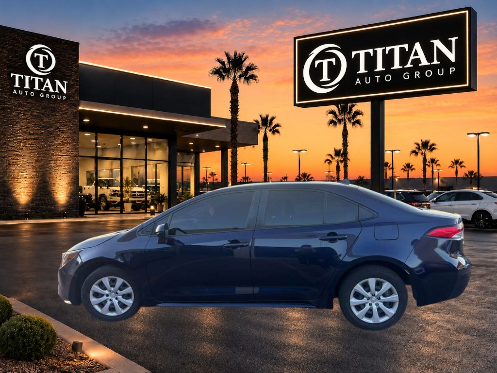 Used 2024 Toyota Corolla LE Sedan FWD image 3