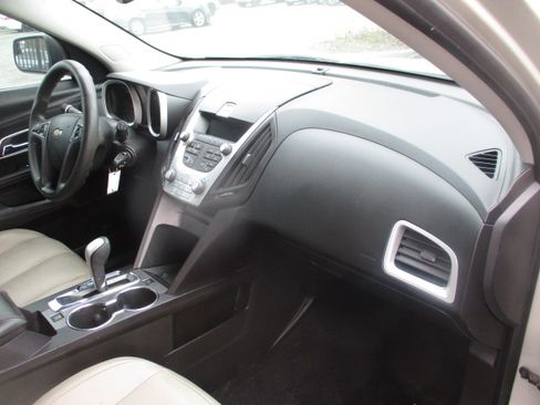 Used 2014 Chevrolet Equinox LS image 7