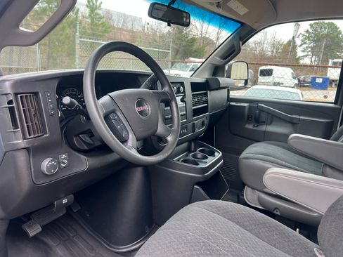 Used 2021 GMC Savana 2500 LS image 12