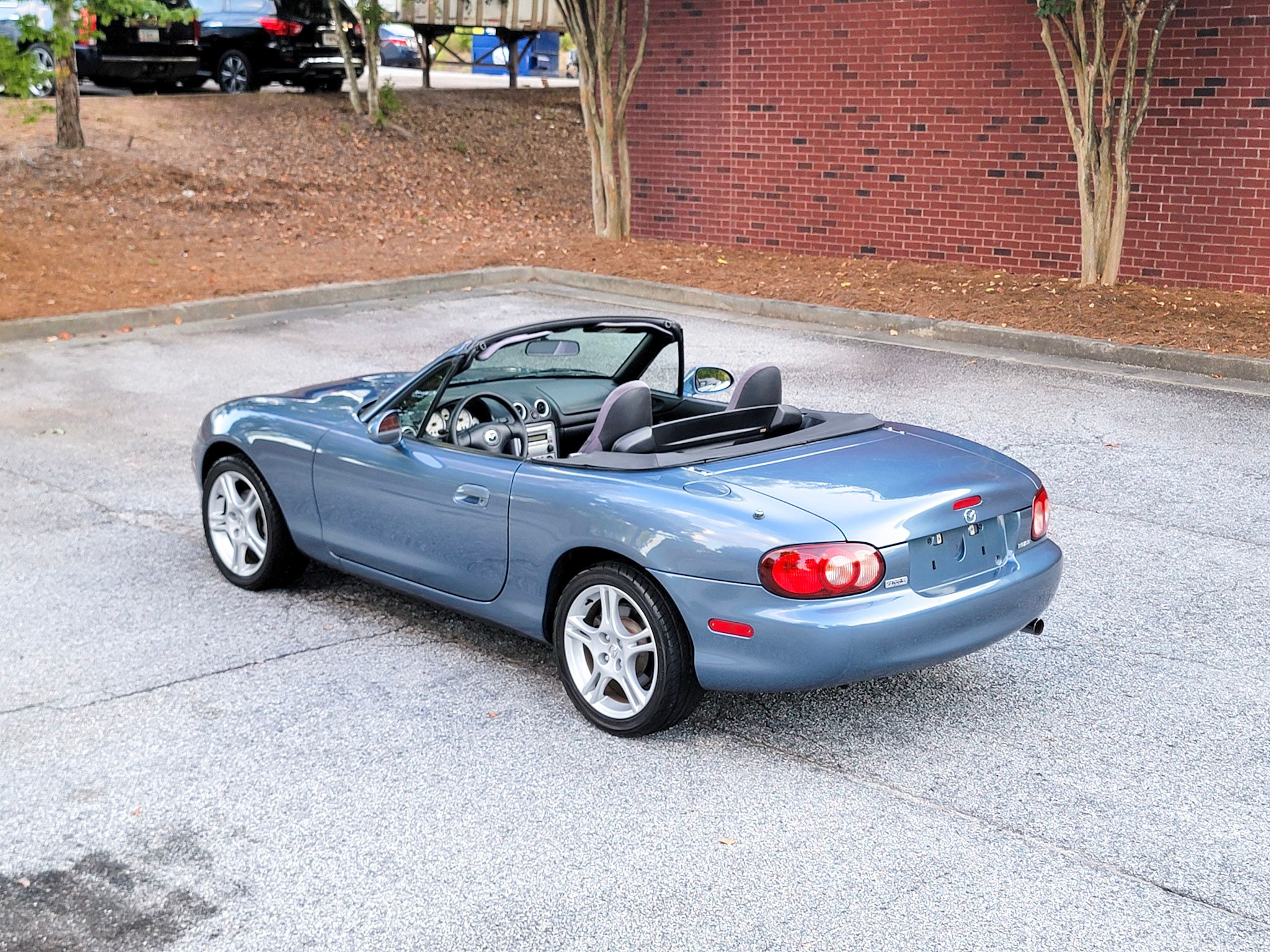 Used 2005 MAZDA MX-5 Miata UNAVAIL RWD image 26