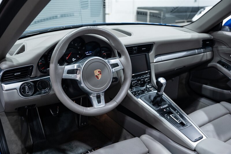 Used 2015 Porsche 911 Targa 4 AWD/4WD image 47