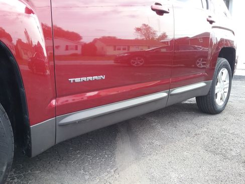 Used 2016 GMC Terrain SLE image 23