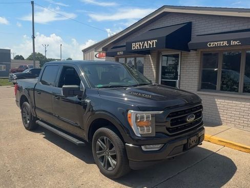 Used 2023 Ford F150 XLT image 2