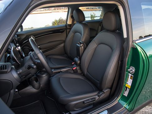 Used 2023 MINI Cooper image 19