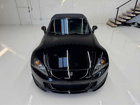 Used 2006 Honda S2000 image 2