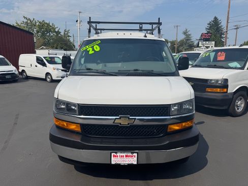 Used 2020 Chevrolet Express 3500 image 31