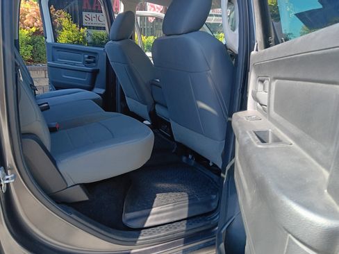 Used 2014 RAM 1500 Express image 8