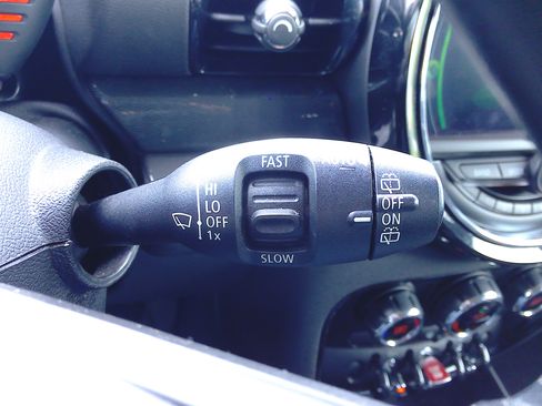 Used 2017 MINI Cooper Clubman image 33