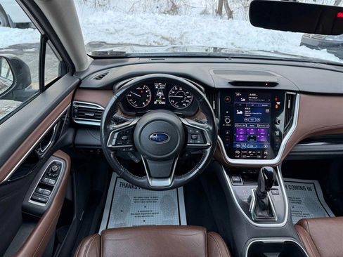 Used 2021 Subaru Outback Touring image 12