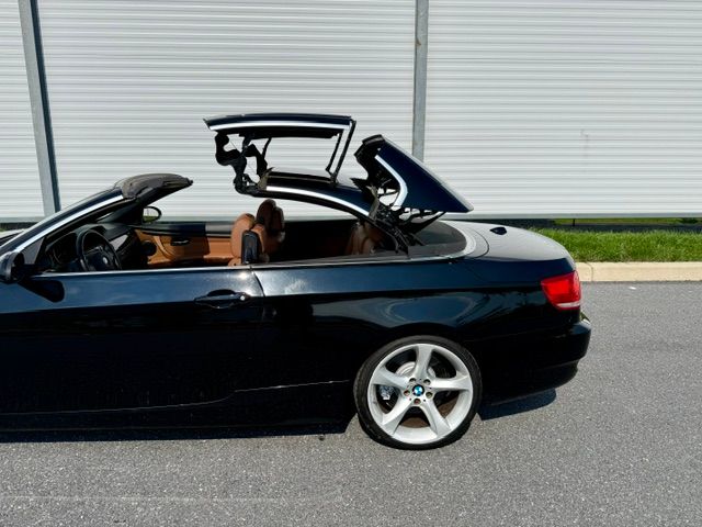 Used 2009 BMW 335i Convertible RWD image 10