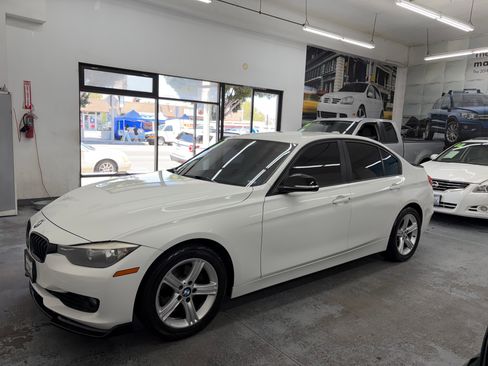 Used 2014 BMW 328i Sedan RWD image 2