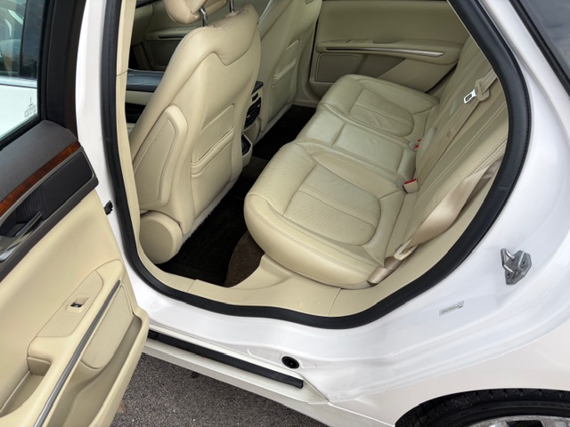 Used 2015 Lincoln MKZ AWD image 11