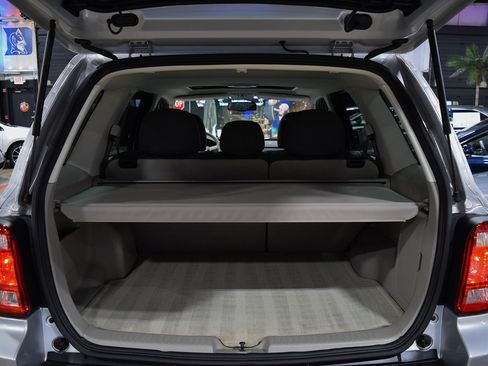 Used 2010 Ford Escape XLT image 19