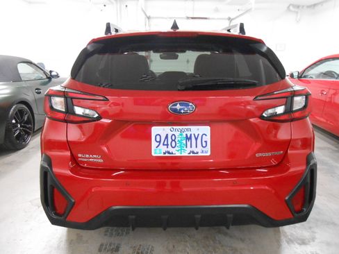 Used 2024 Subaru Crosstrek 2.5i Limited image 5