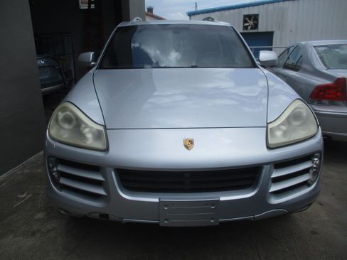 Used 2008 Porsche Cayenne S AWD/4WD image 3