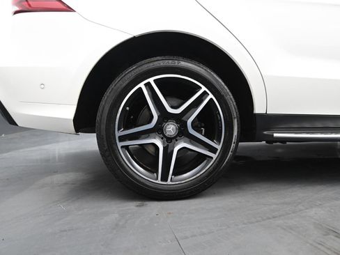 Used 2016 Mercedes-Benz GLE 400 image 16