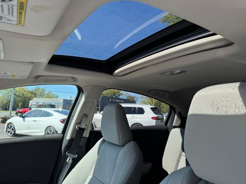 Used 2019 Honda HR-V EX image 9