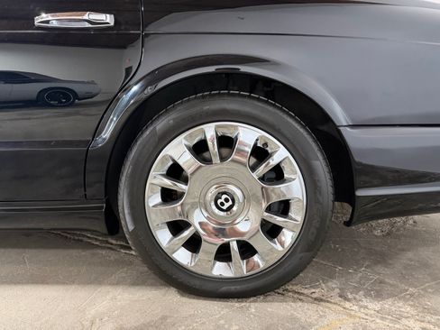 Used 2005 Bentley Arnage T image 6